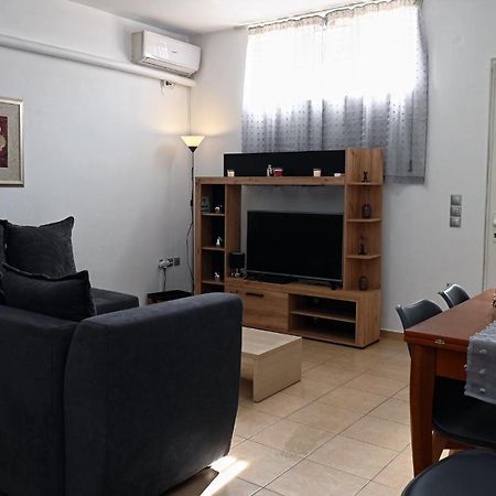 Oasis Lower Ground Floor Apartment Аргос Екстериор снимка