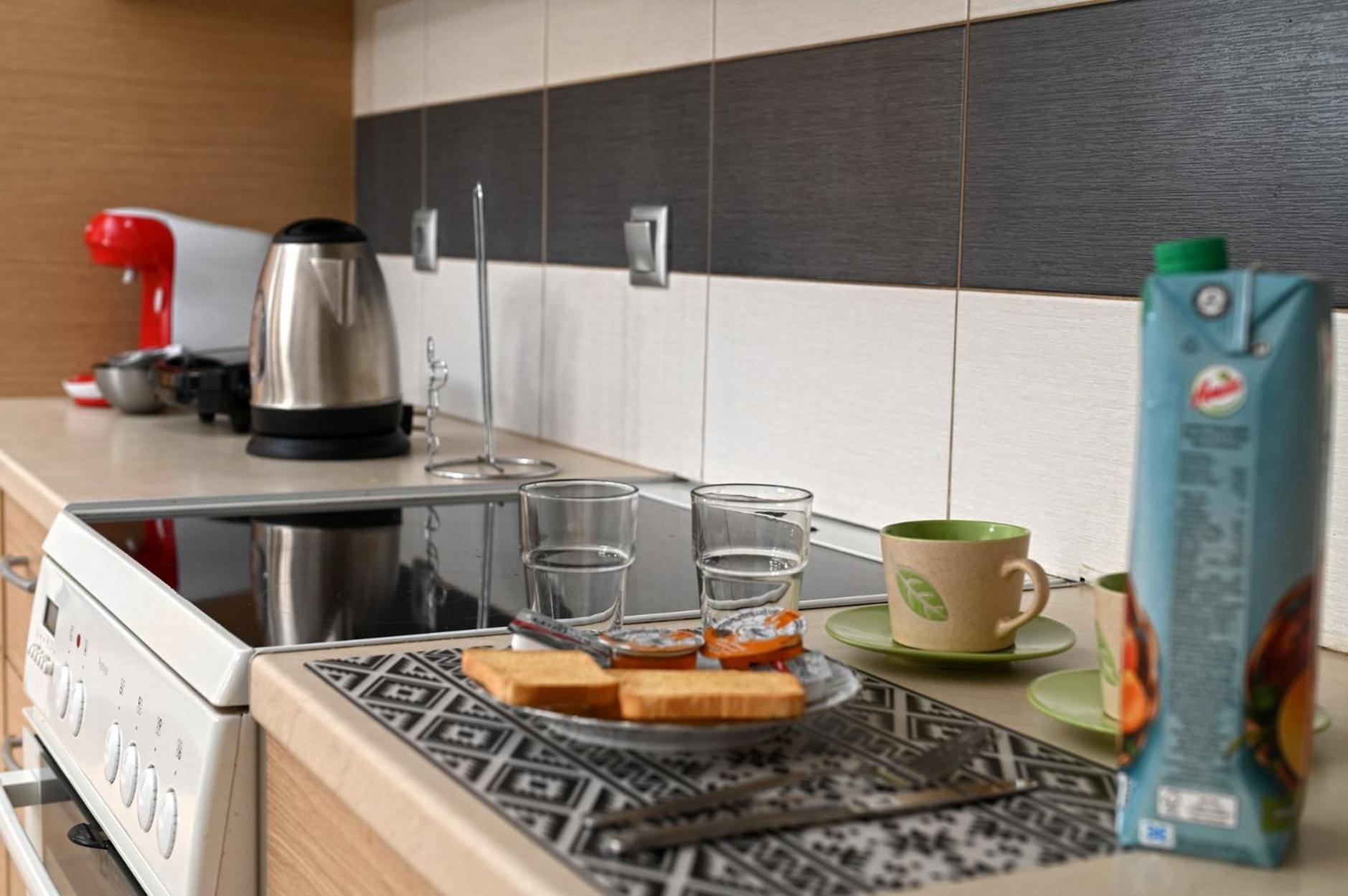 Oasis Lower Ground Floor Apartment Аргос Екстериор снимка