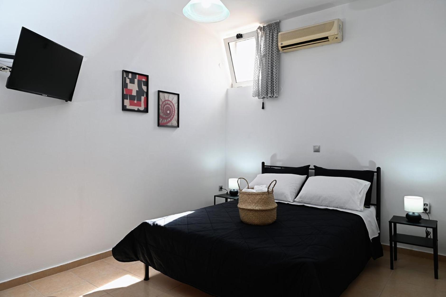 Oasis Lower Ground Floor Apartment Аргос Екстериор снимка